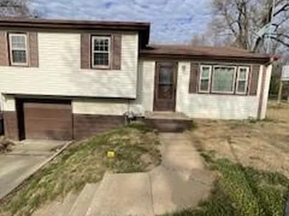 5620 S 9th St, Saint Joseph, MO 64504