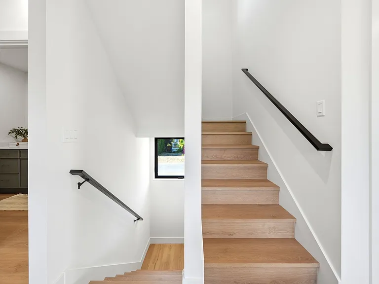 4709 SW Hinds St — Photo 20