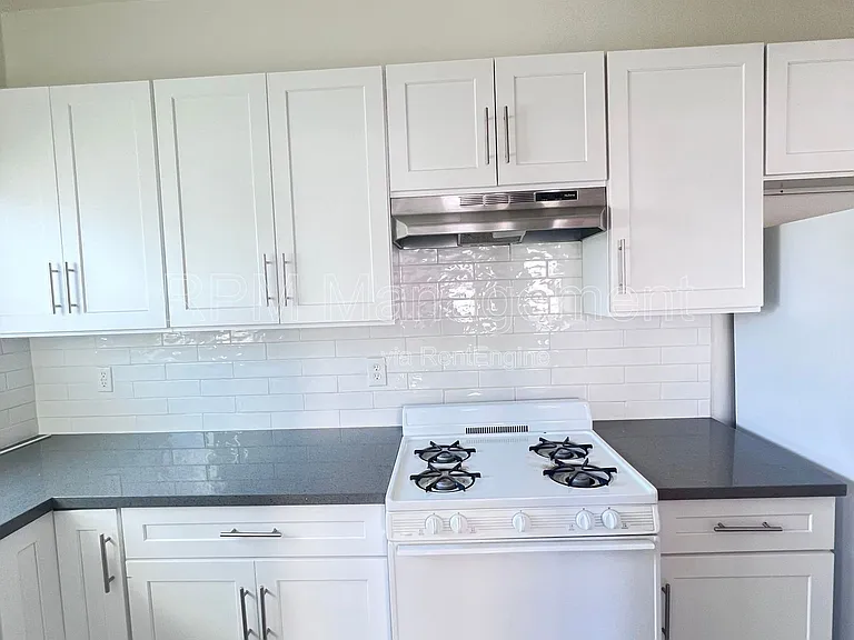 904 S Catalina St #11 — Photo 4