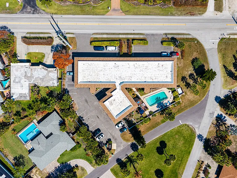 1318 S Miramar Ave #208 — Photo 41