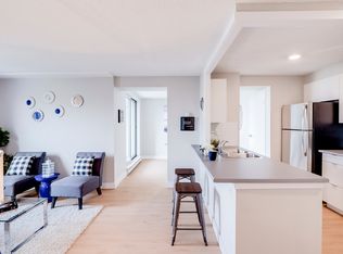 2285 The Collegeway, Mississauga, ON L5L 2M3