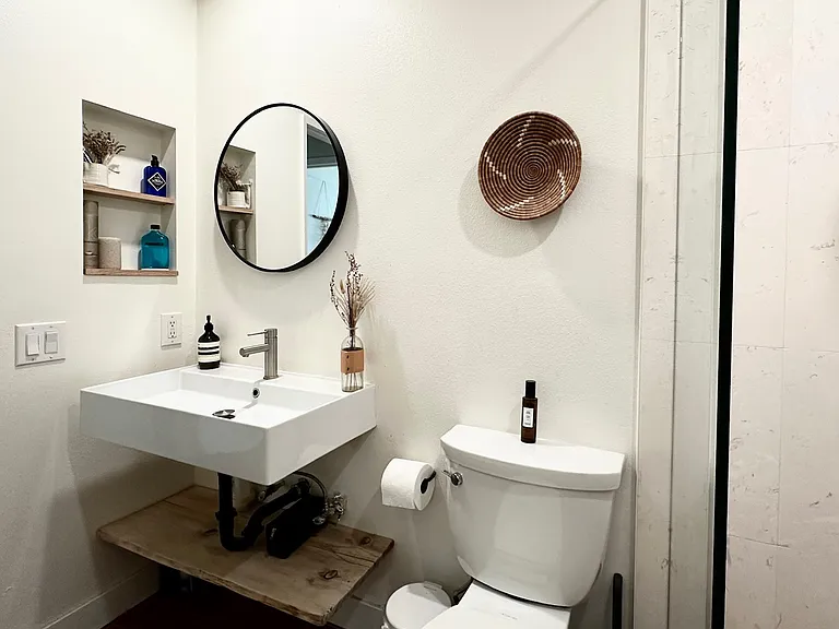 2844 E 3rd St #108 — Photo 36