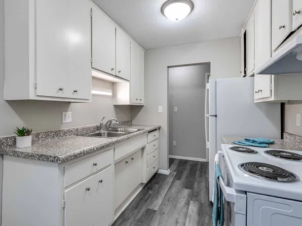 Priscilla Standish Apartments