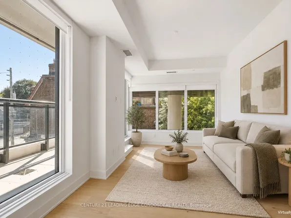 322 Dupont St #207, Toronto, ON M5R 0E3
