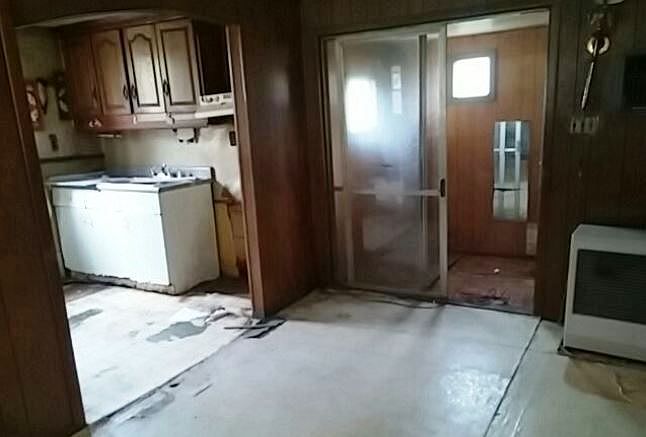 2nd image of 23190 Grove Rd