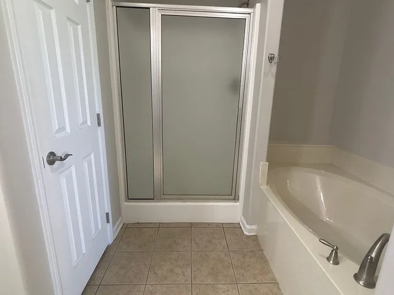 88 Romie Dr — Photo 16
