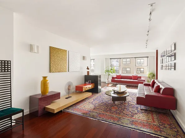 136 E 56th St #11CD, New York, NY 10022