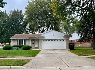 4020 Ponderosa St, Trenton, MI 48183