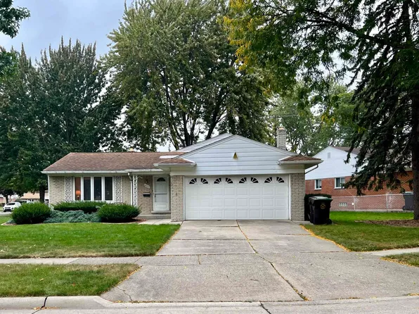 4020 Ponderosa St, Trenton, MI 48183