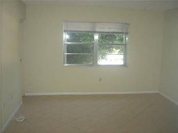 5th image of 4324 NW 9th Ave APT 7-1G