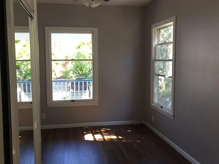 215 Foster St #A — Photo 9