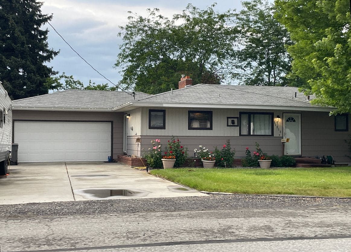 11215 E 8th Ave, Spokane, WA 99206 Zillow