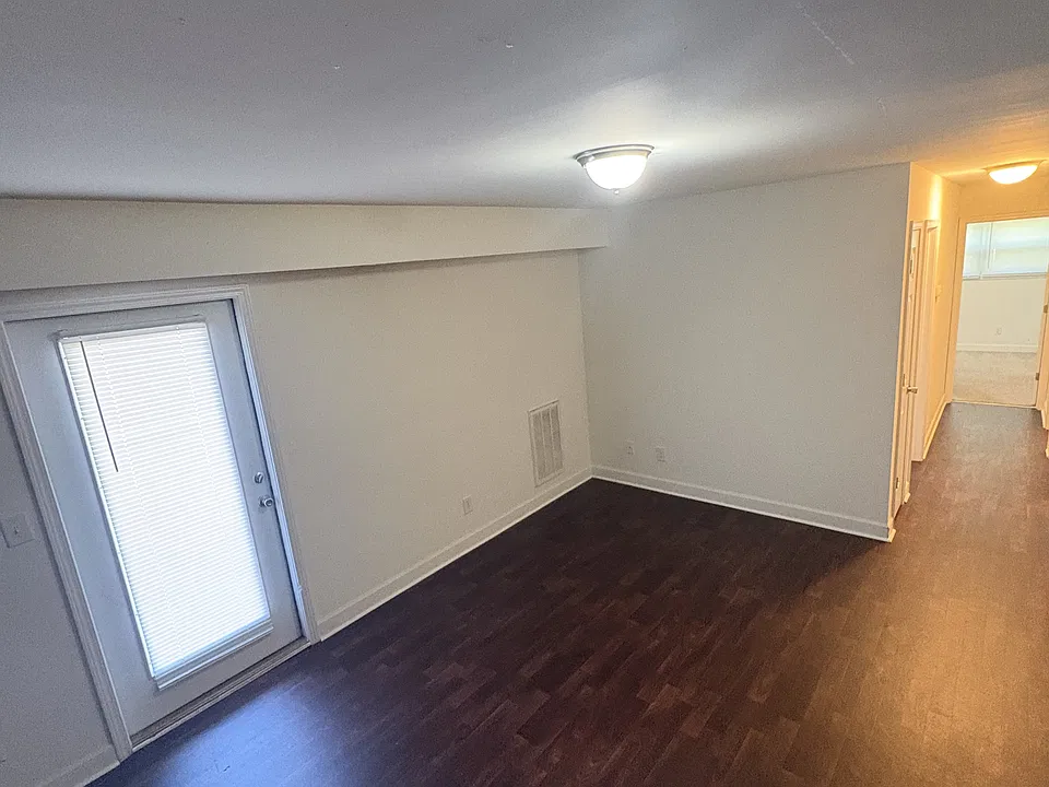 1035 S Church St #1B