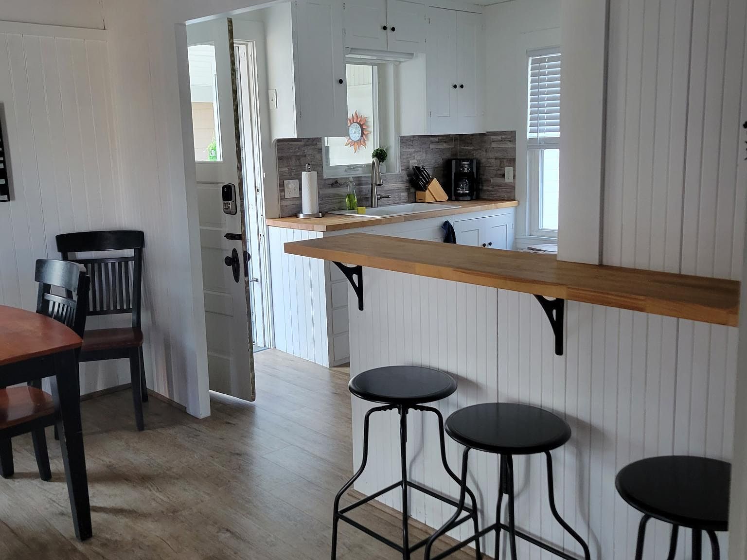 7 Concord Ave, Hampton, NH 03842 Zillow