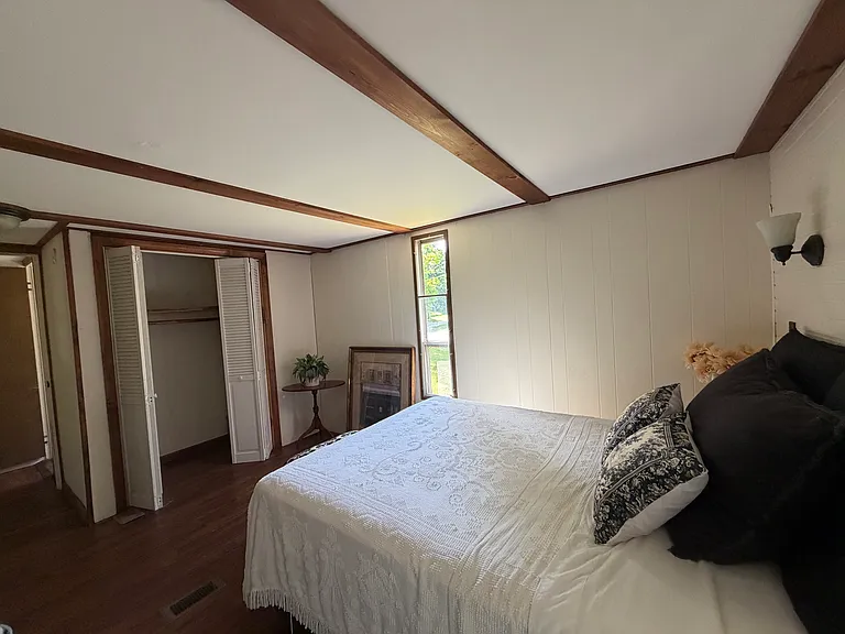 3 Spruce Ln — Photo 3