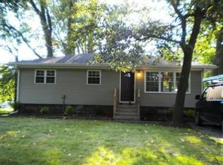 1136 Colfax St, Griffith, IN 46319