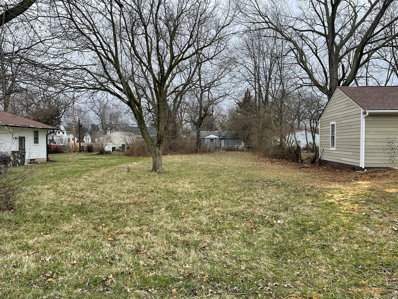 3613 N Riley Ave photo 1
