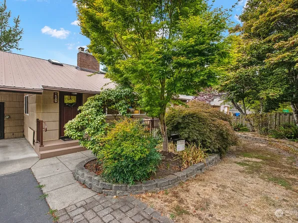 16229 14th Avenue NE, Shoreline, WA 98155