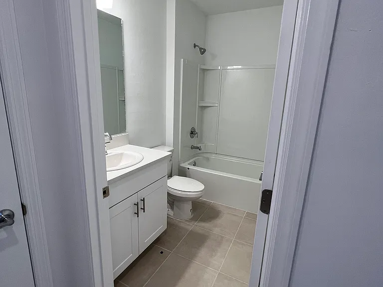 326 SW 31st Ave — Photo 8