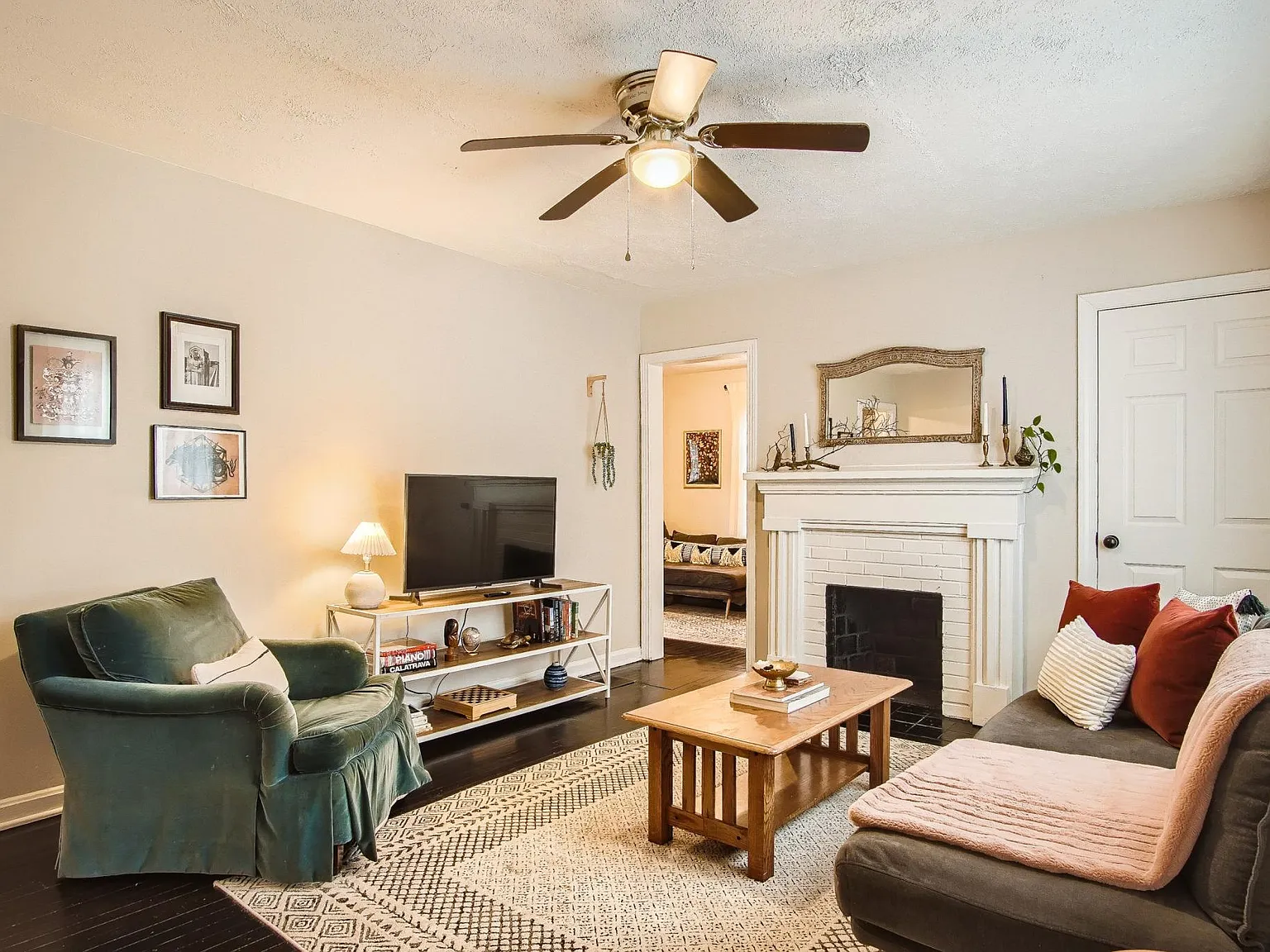 Lanvale Dr SW, Atlanta — Photo 2