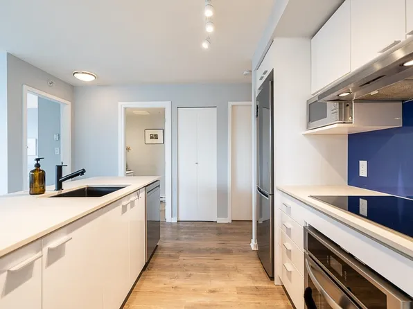 602 Citadel Parade #503, Vancouver, BC V6B 1X3