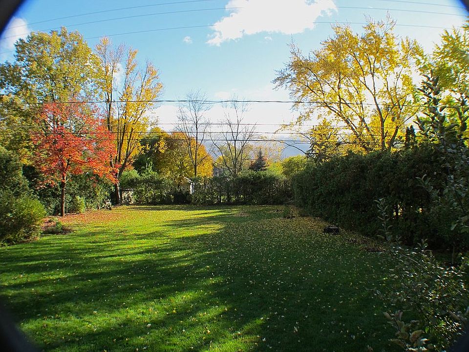 2nd image of 1040 South Dr
