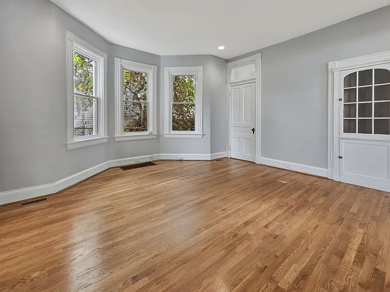 5021 Ravenna St — Photo 9