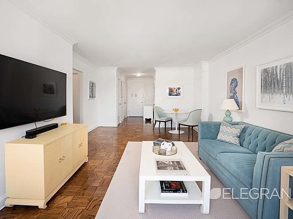4th image of 211 E 70th St APT 23D