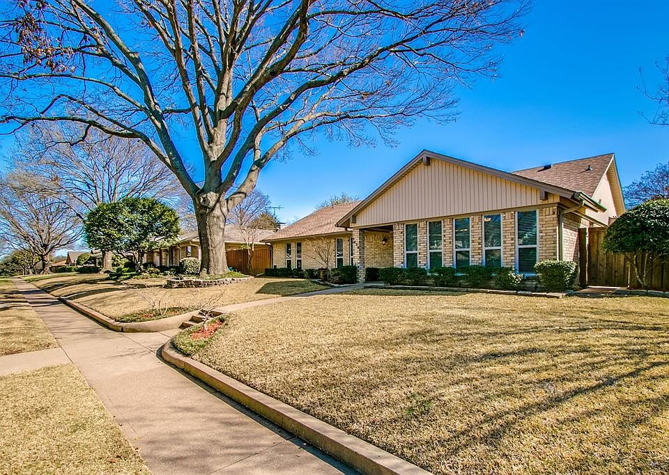 1st image of 7638 La Sobrina Dr