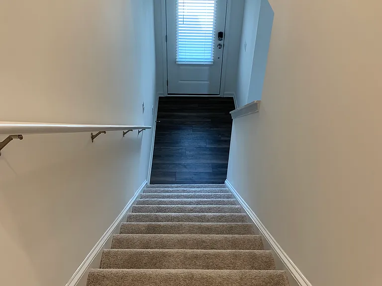 162 Mission Blvd — Photo 14