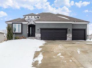 19485 W 202nd St, Spring Hill, KS 66083