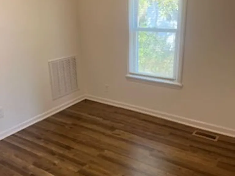 1508 Bay St — Photo 6