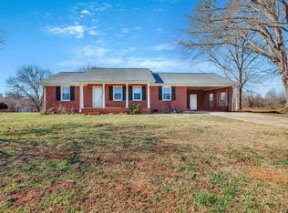 1535 Fowler Rd, Woodruff, SC 29388