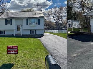 37 Adams St, Saint Albans, VT 05478