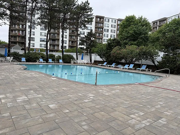 2 bed, 2.0 bath, $2,650 — Photo 2