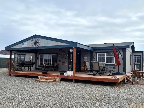 409 Cheryl St, Silver Springs, NV 89429