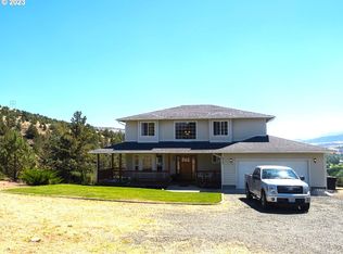 217 Valley View Dr, John Day, OR 97845