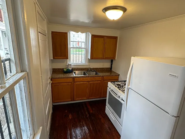 315 Miller Ln — Photo 4