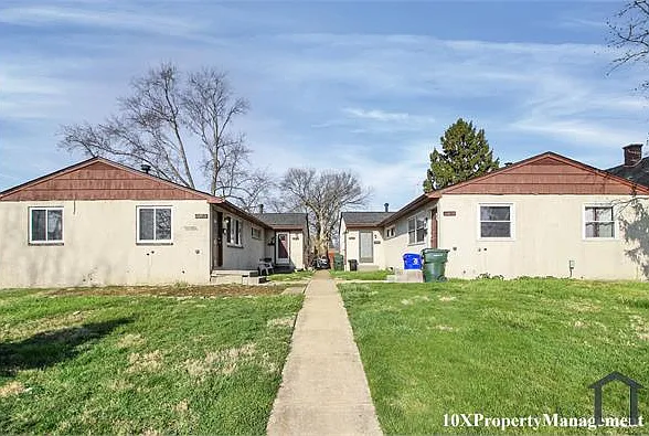 2459 Hiawatha St — Photo 1