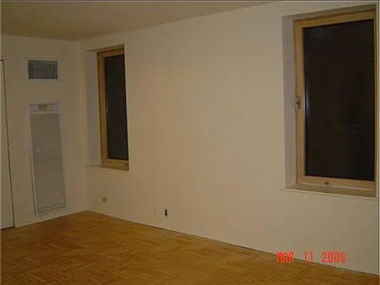 Rented by Sumitomo Real Estate Sales | media 9