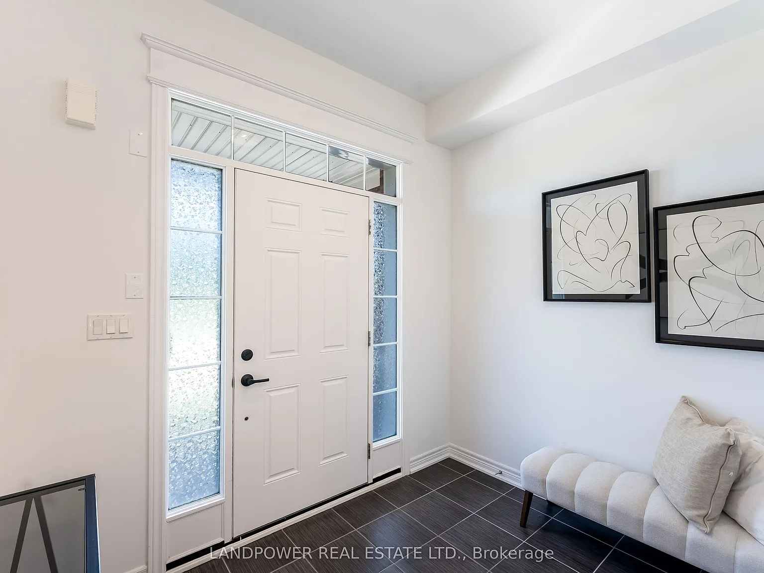 3 bed, $3,300 — Photo 4
