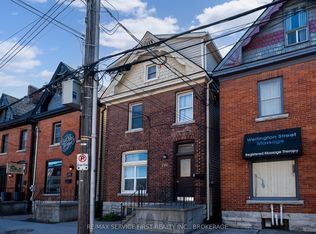 240 Wellington St, Kingston, ON K7K2Y8
