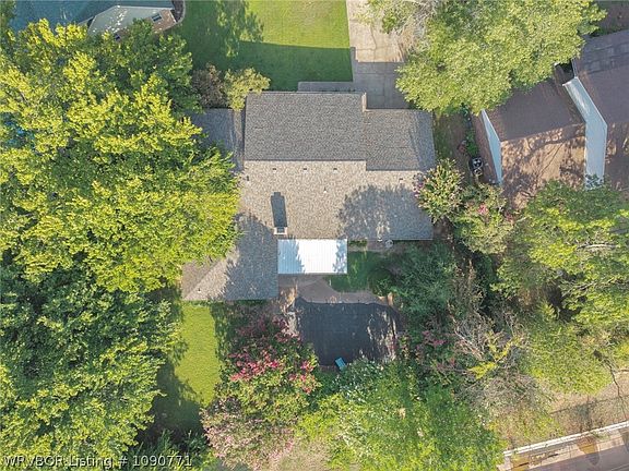5th image of 2636 Enid Pl