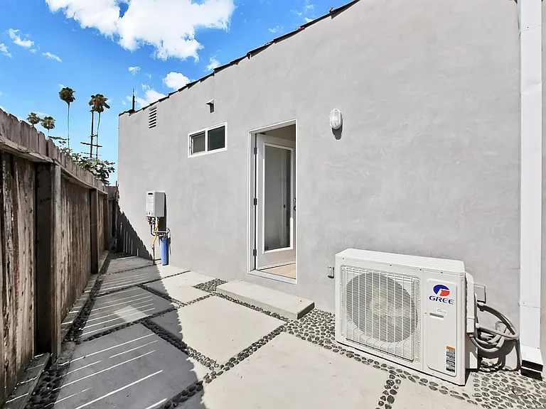 3532 11th Ave — Photo 17