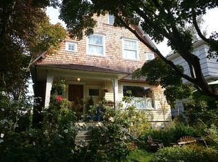 1242 17th Ave E, Seattle, WA 98112