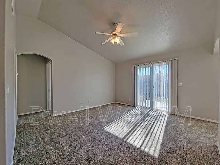 2903 E Ohio Ave — Photo 4
