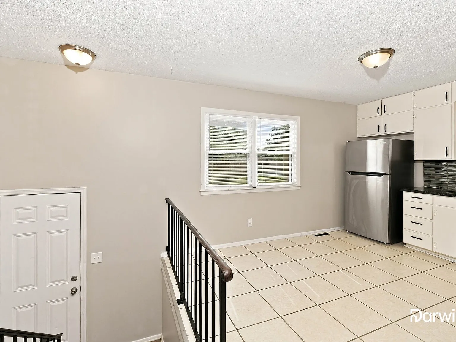 3 bed, 1.5 bath, 1620 sqft, $1,745 — Photo 4