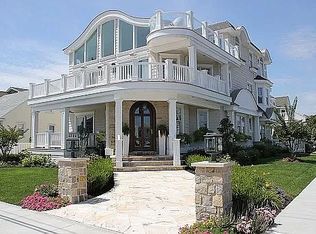 10 15th St W, Avalon, NJ 08202