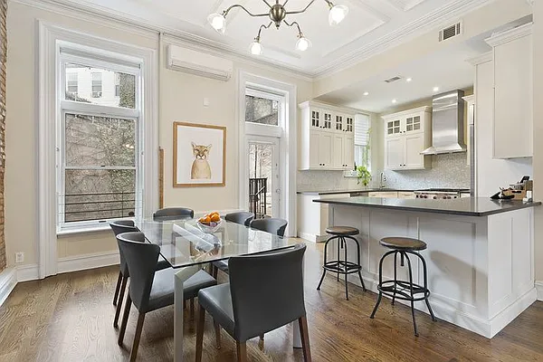 Sold by Compass | media 28