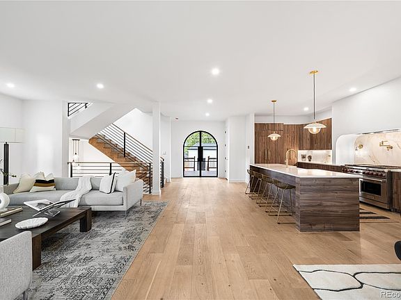 5th image of 43 Albion Street